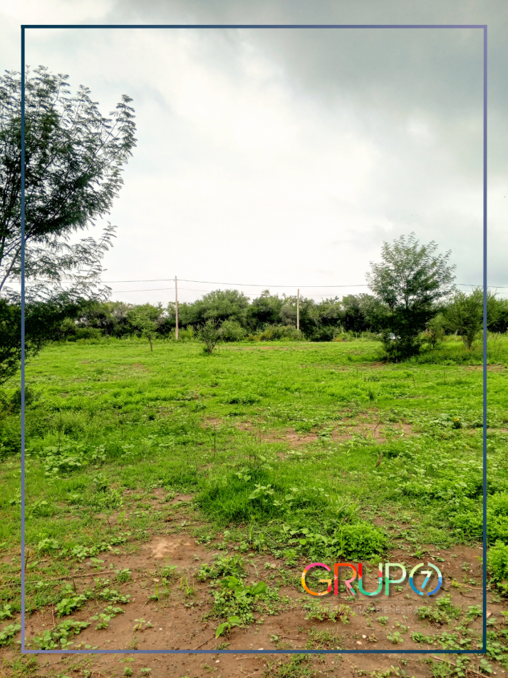 Fraccion de 8000 m2 con bajada al Rio