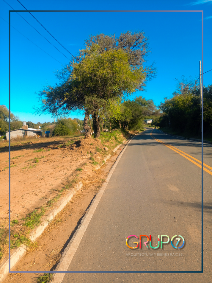 Fraccion de 8000 m2 con bajada al Rio